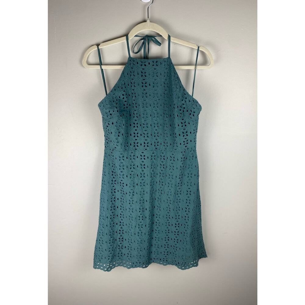 NWT GAP Halter Neck Eyelet Dress in Green Size 4 Petite